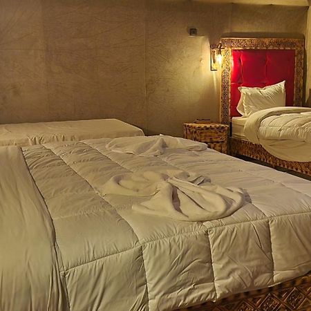 Fabulous Luxury Camp Hotel Merzouga Buitenkant foto