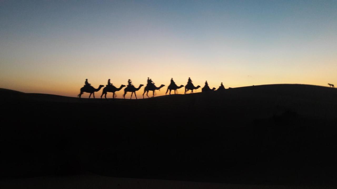 Fabulous Luxury Camp Hotel Merzouga Buitenkant foto