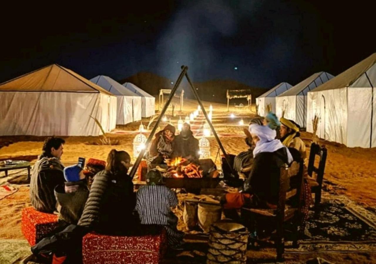 Fabulous Luxury Camp Hotel Merzouga Buitenkant foto
