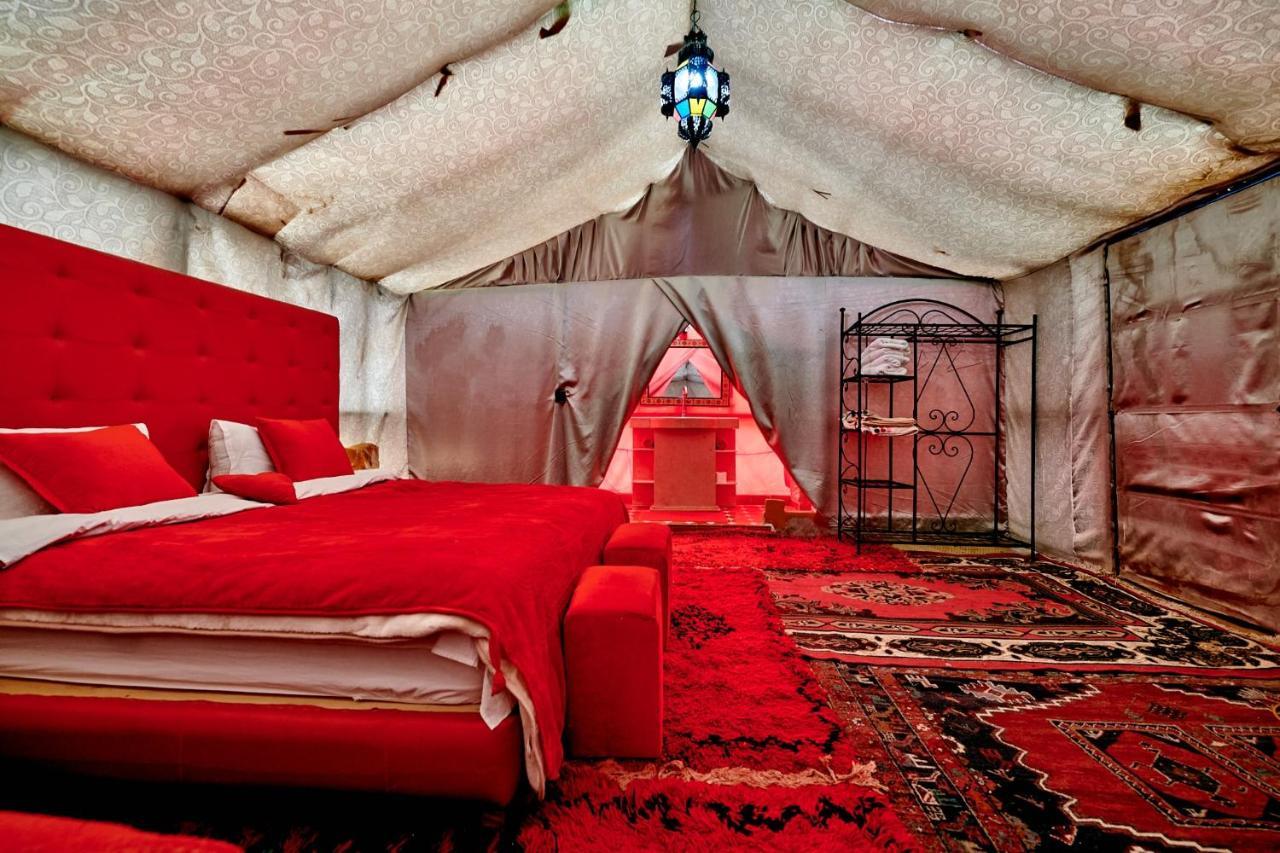 Fabulous Luxury Camp Hotel Merzouga Buitenkant foto