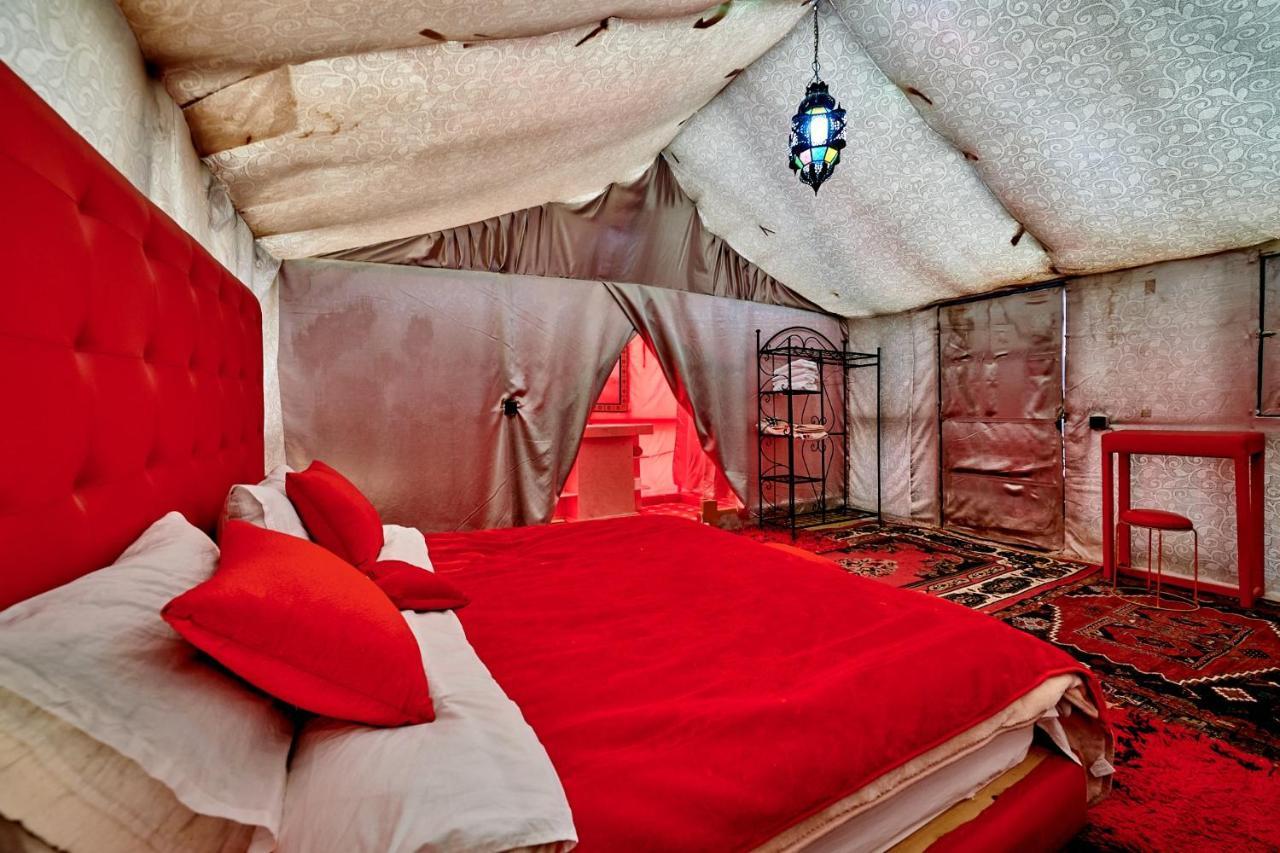 Fabulous Luxury Camp Hotel Merzouga Buitenkant foto