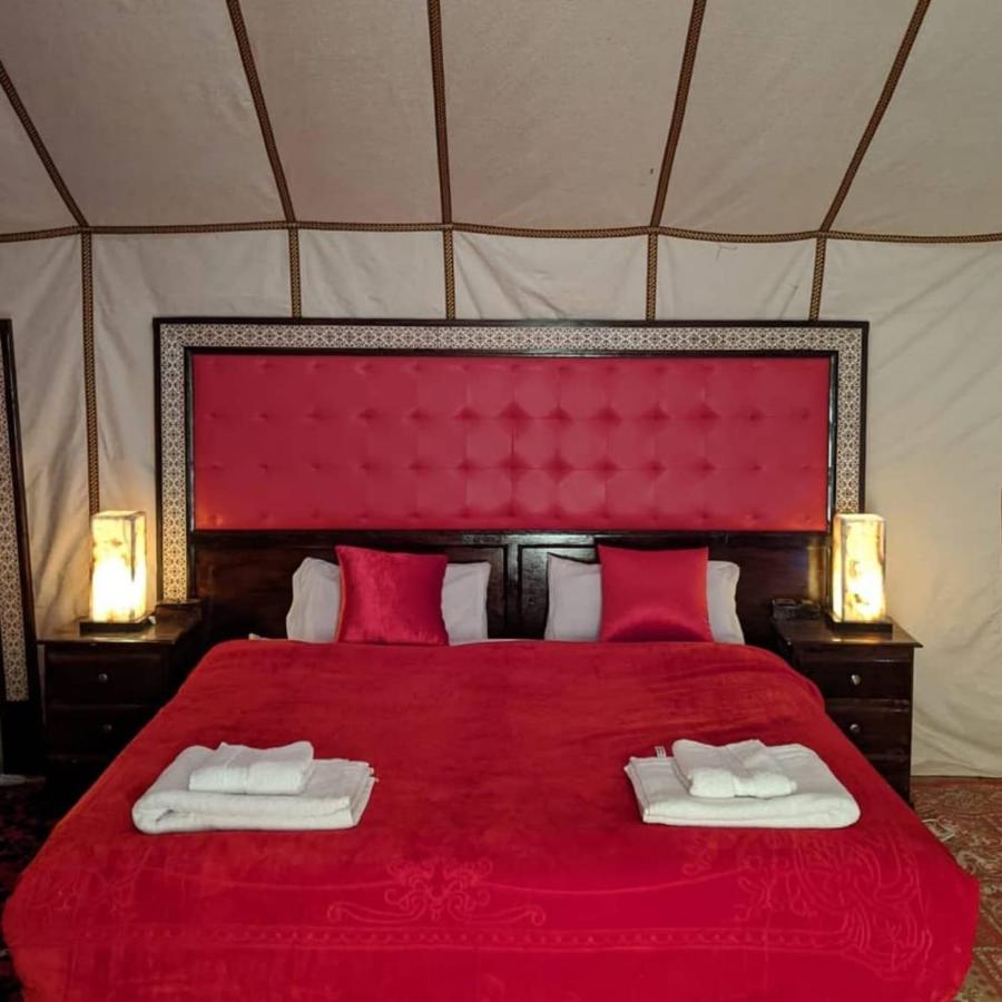 Fabulous Luxury Camp Hotel Merzouga Buitenkant foto