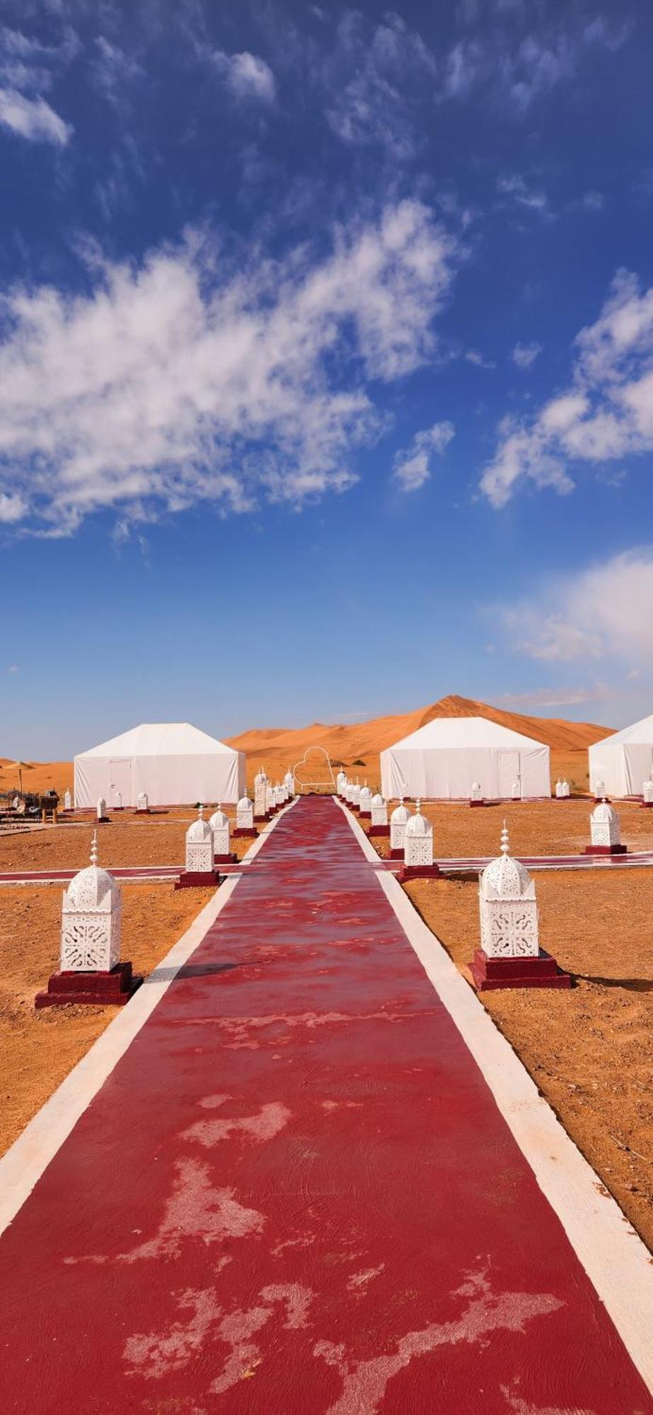 Fabulous Luxury Camp Hotel Merzouga Buitenkant foto